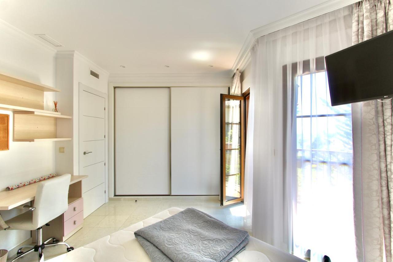 Villa Gadea *