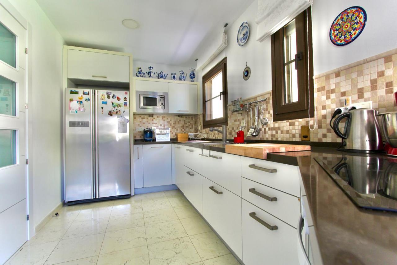 Gadea Villa *