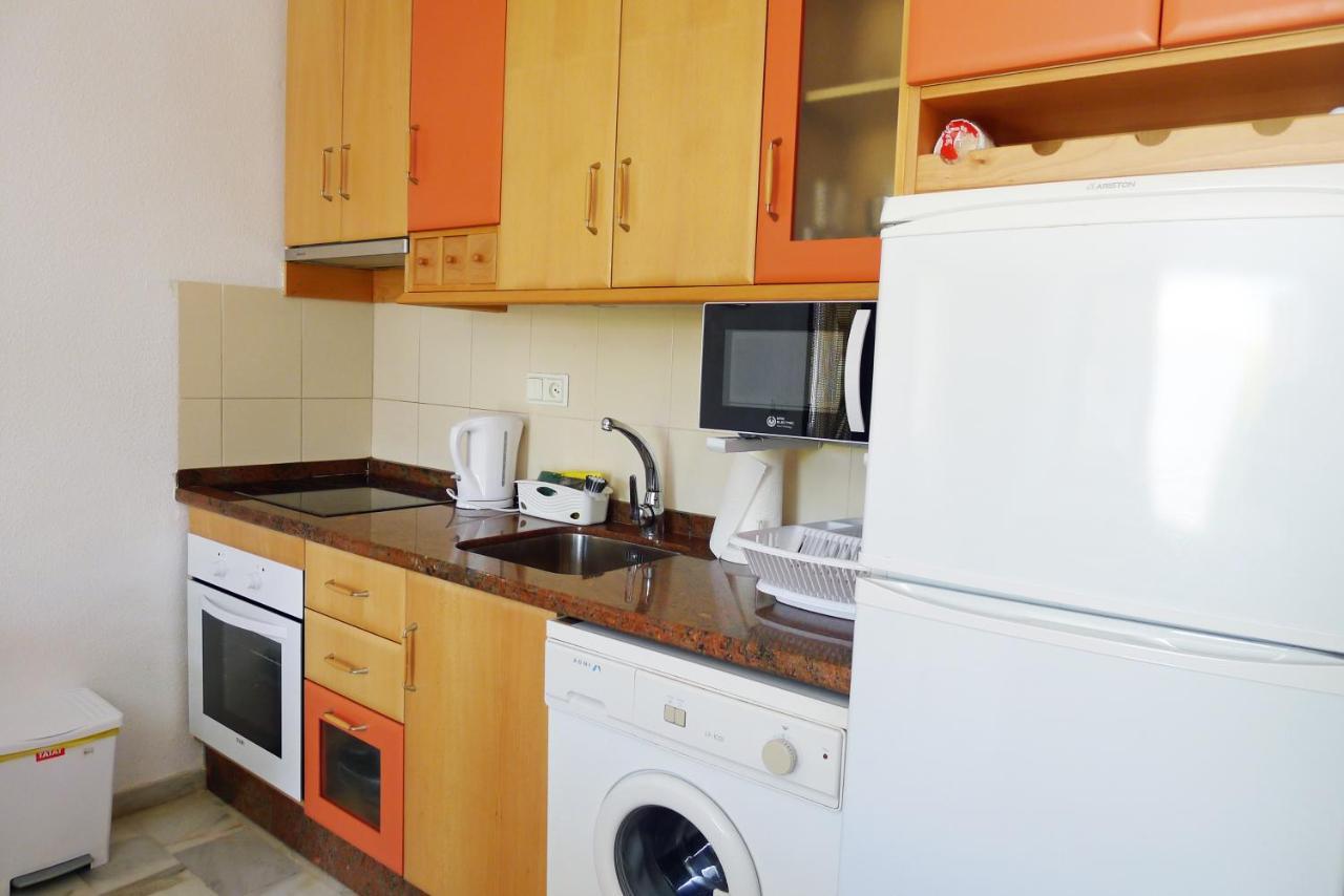 Sunny Coastal 1 Bed - Vera Coast: 2mins To