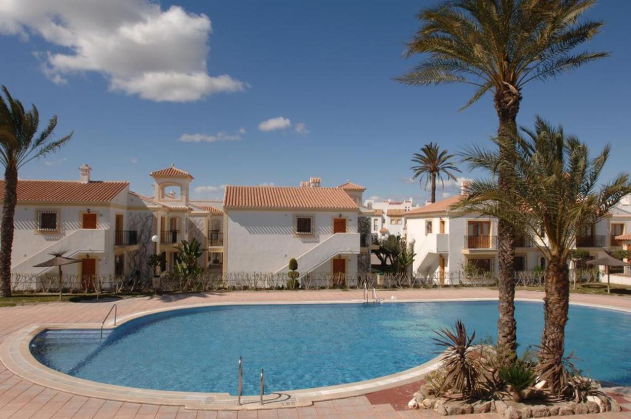 Sunny Coastal 1 Bed - Vera Coast: 2mins To Apartment *