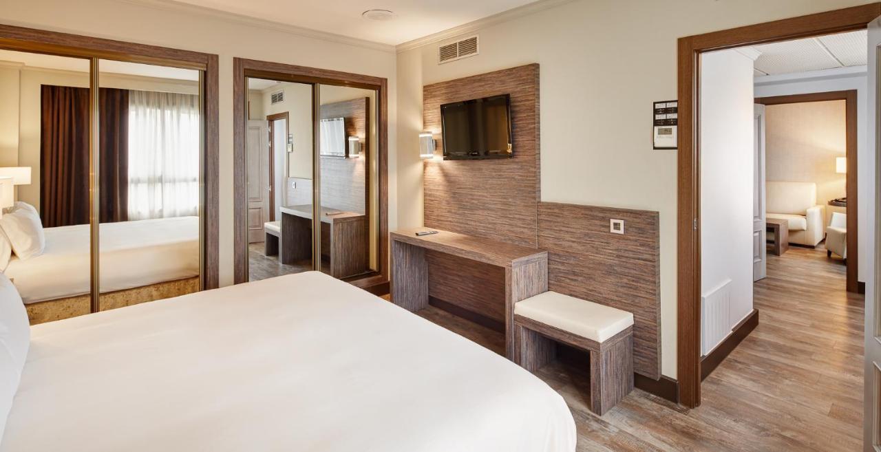 Hotel Gran Luna De 4*