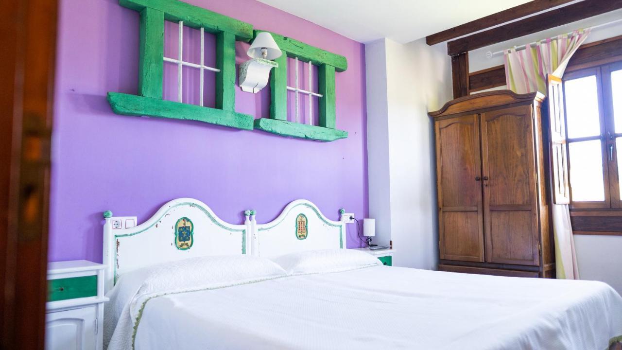 Hotel Fuente De Anjanas 3*