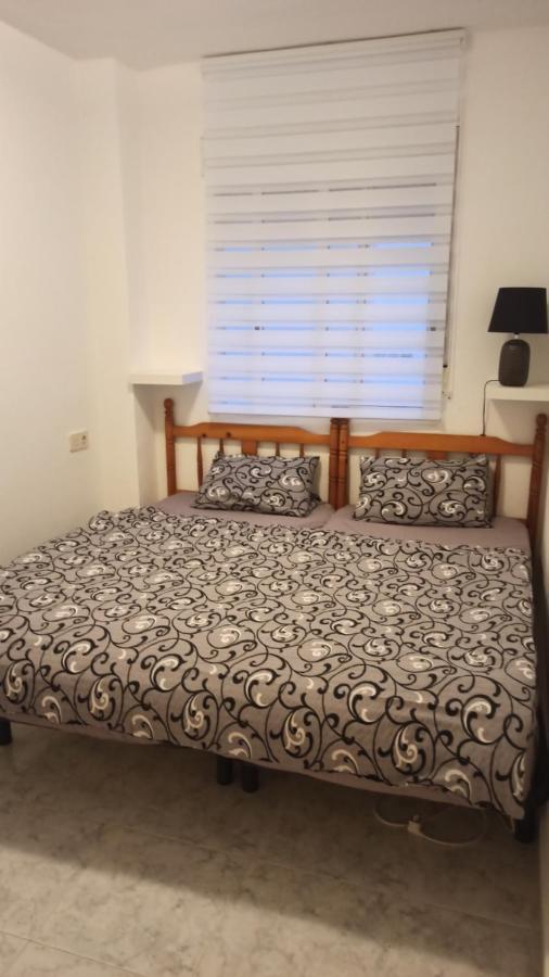 Only 250m From The Locos Apartamento *