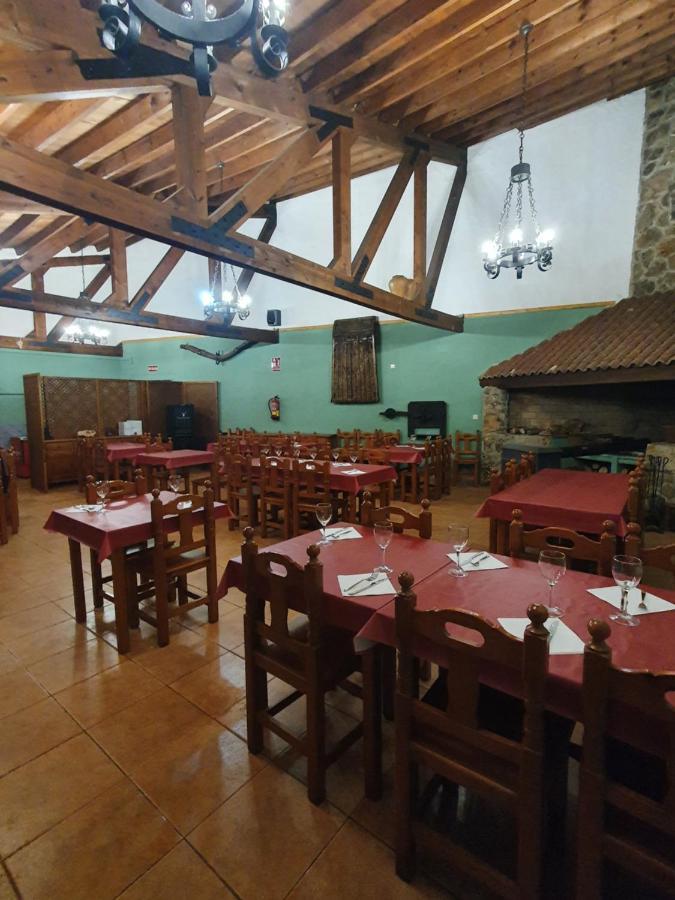 Hotel El Castellar 2*