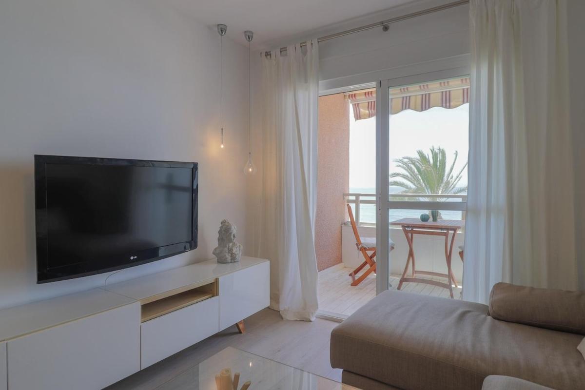Apartamento Seashore Classy With Parking Rincón de la Victoria