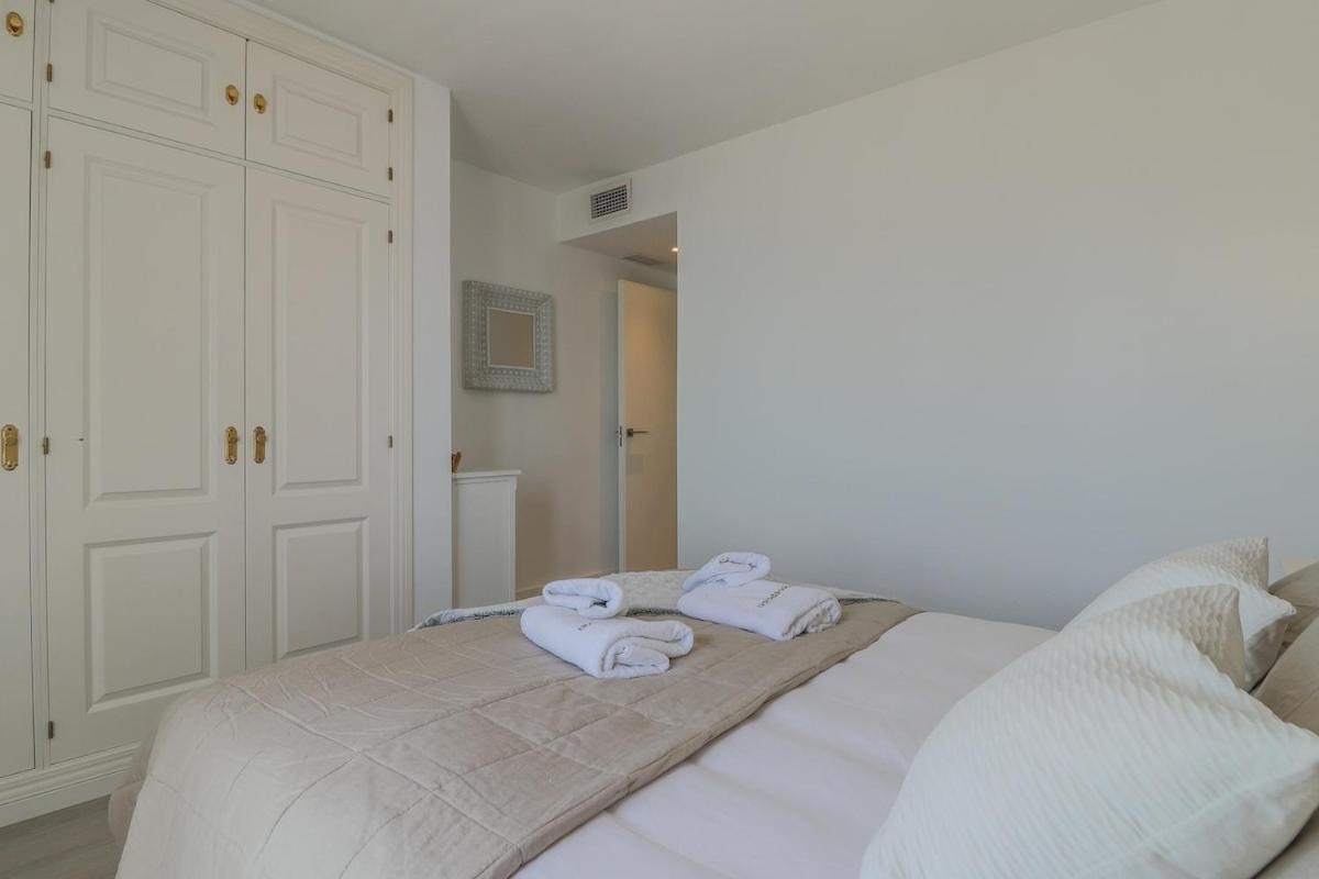 Seashore Classy With Parking Rincon de la Victoria