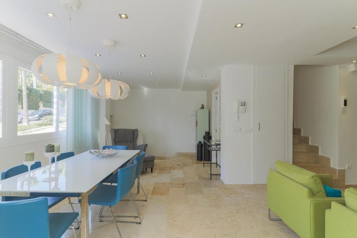Сasa de vacaciones C43 - Family House With Terrace And Shared Pool
