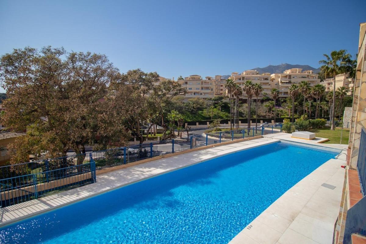 C43 - Family House With Terrace And Shared Pool Сasa de vacaciones Benalmádena