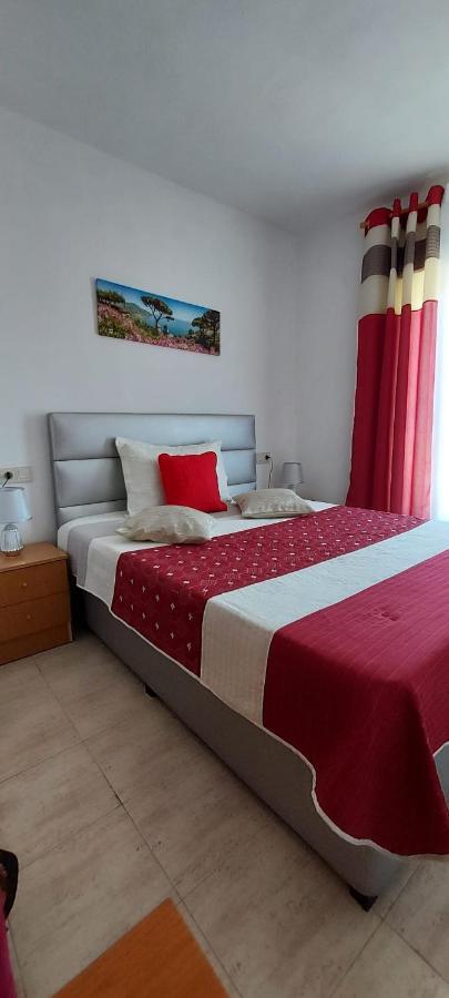 Arturento 1-bed In Near Apartamento