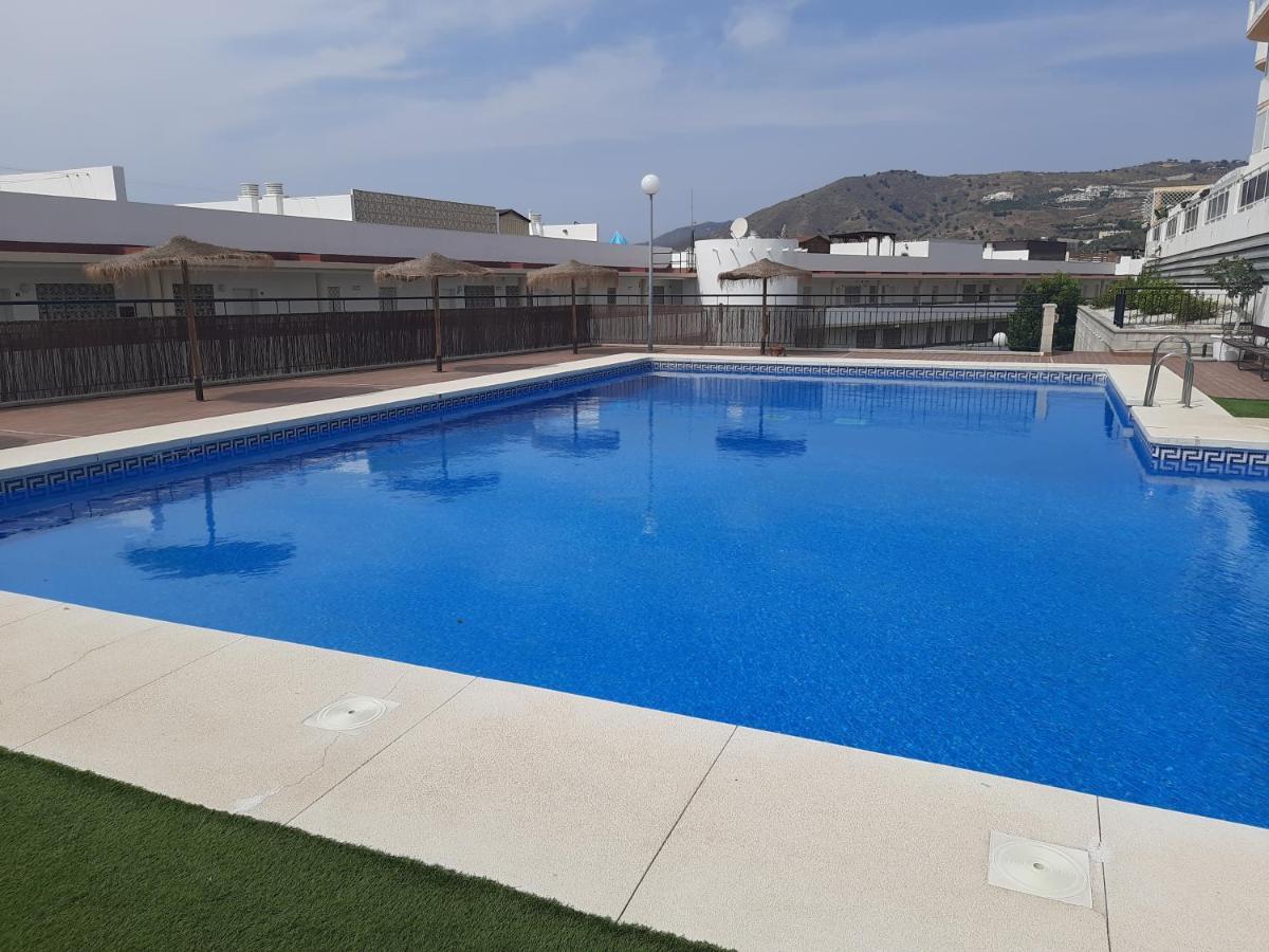In Costa Del Sol With Large Terrace For 9 People Apartamento Rincón de la Victoria