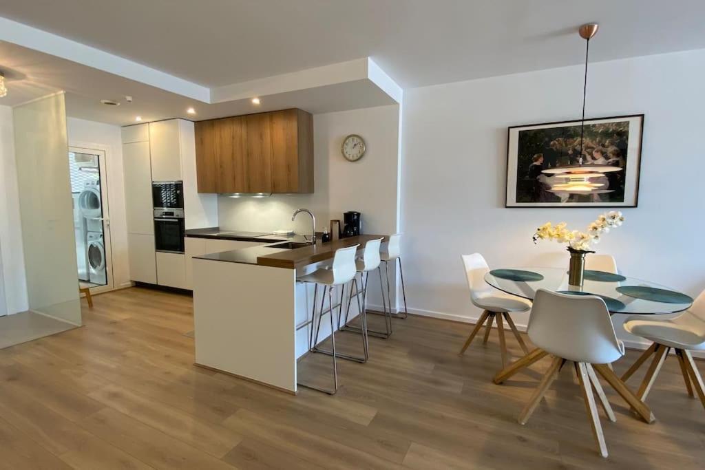 Apartamento 2 Bedroom Luxury In *