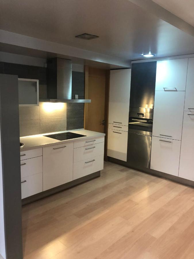 Plaza Ayto Loft Hall 3a Apartment *