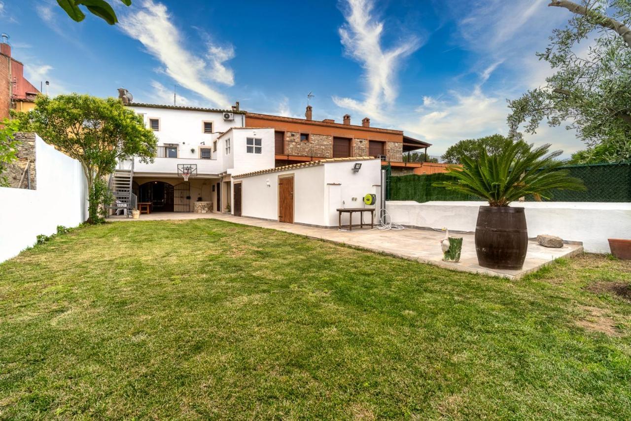 Newly Renovated Large With Garden Сasa de vacaciones