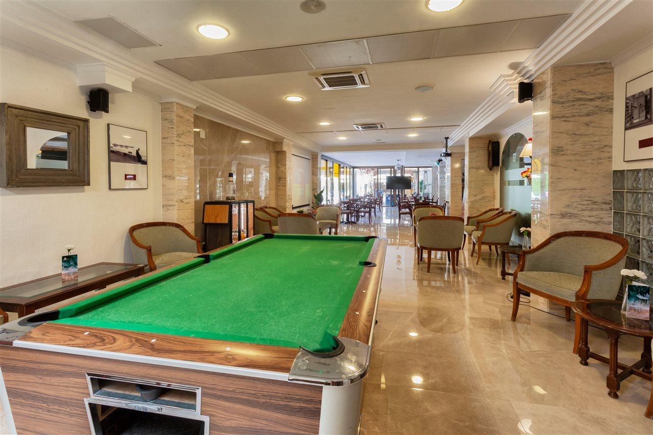 Amoros Hotel
