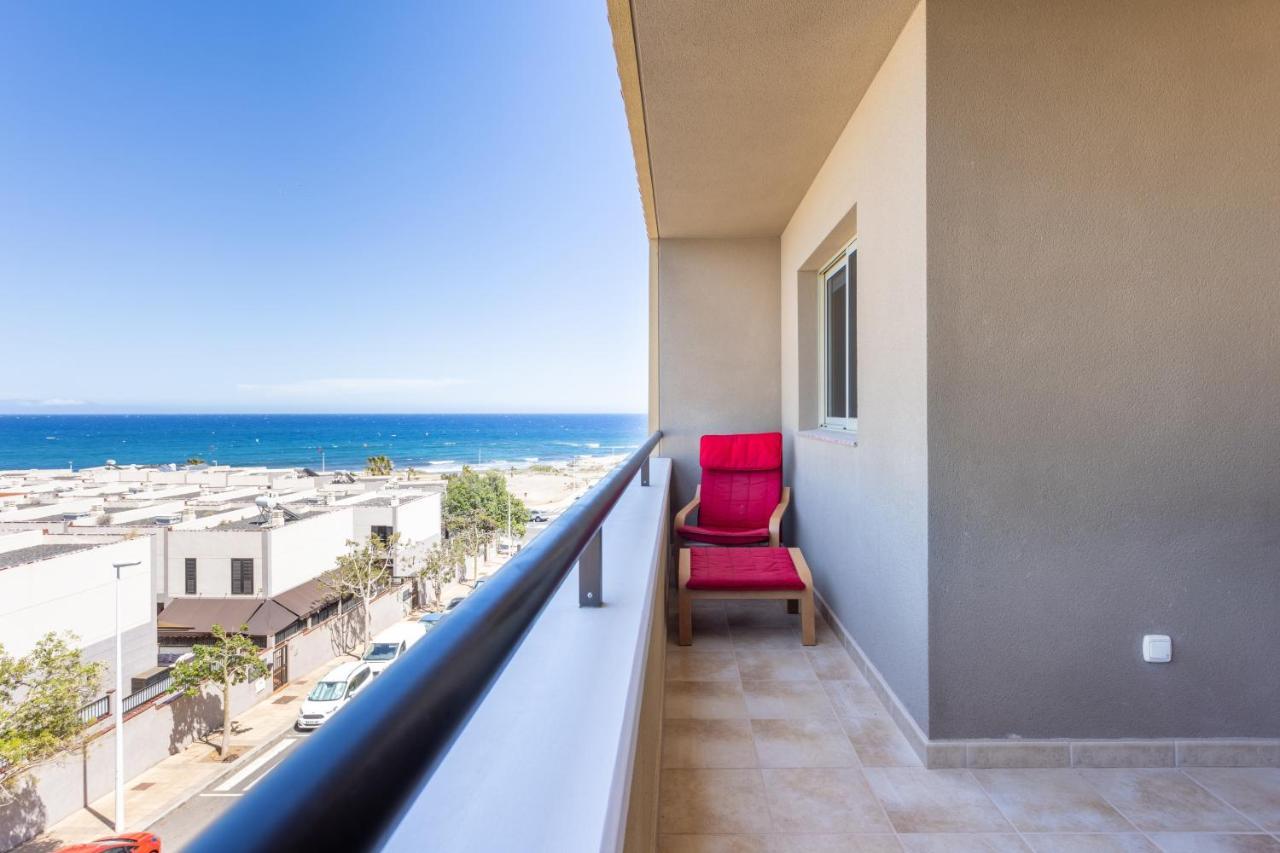 Home2book Bright Penthouse Medano, Terrace & Pool Apartment