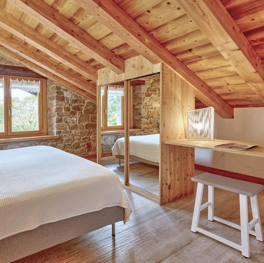 Ea Astei Country house