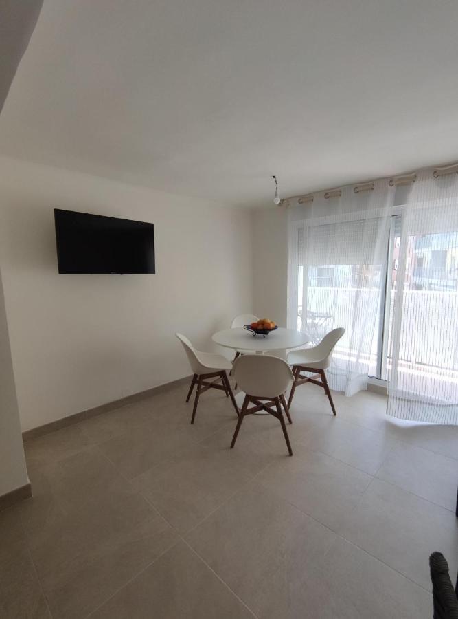 Apartment Precioso De 2 Recien Reformado En Benidorm