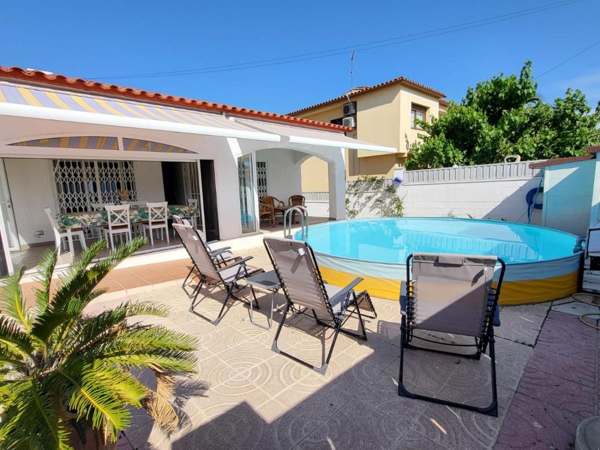 Сasa de vacaciones Cosy, Well Equipped House, 5 Min. From The
