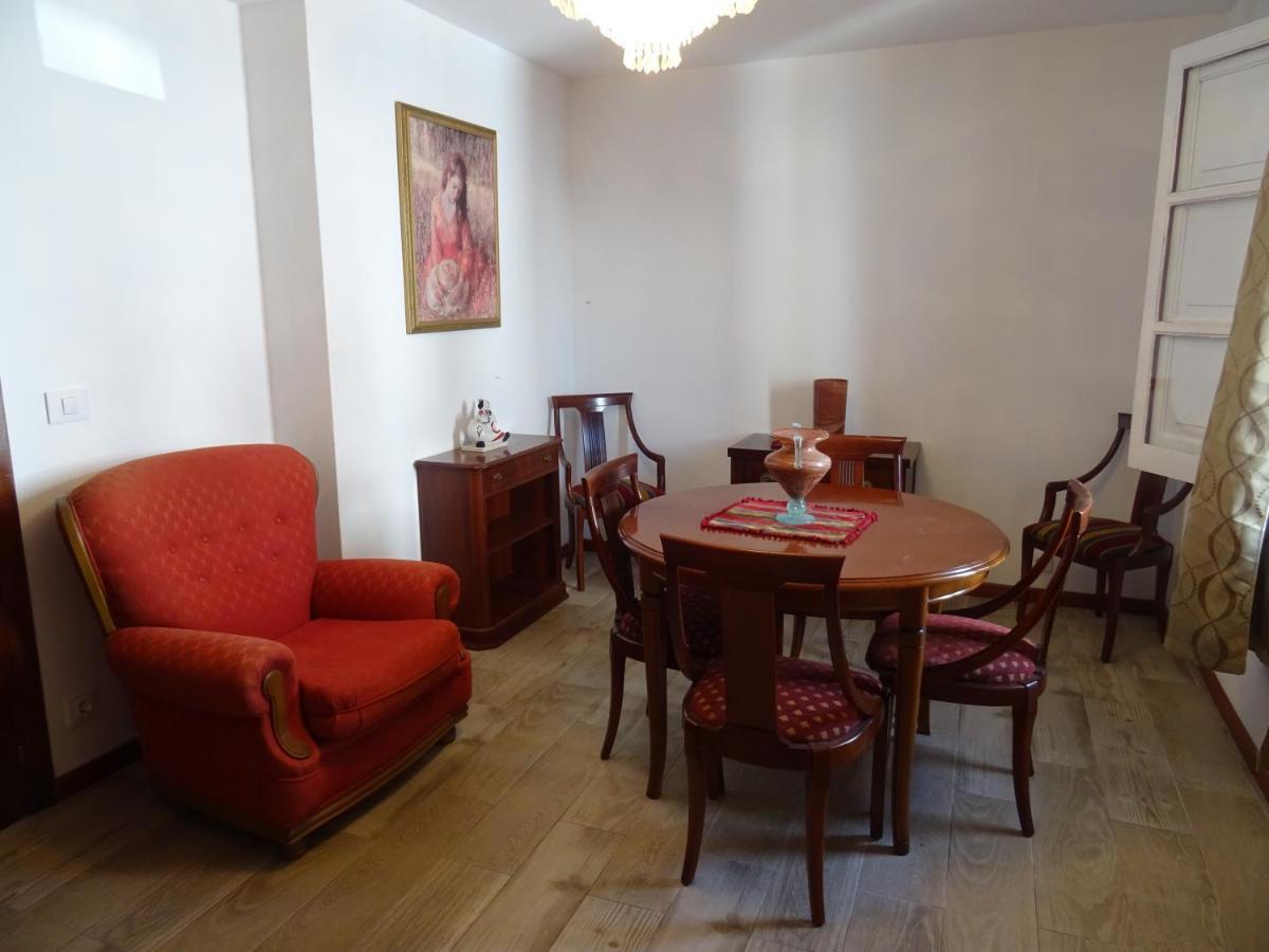 Apartamento Piso En Centro Urbano De Con Terraza