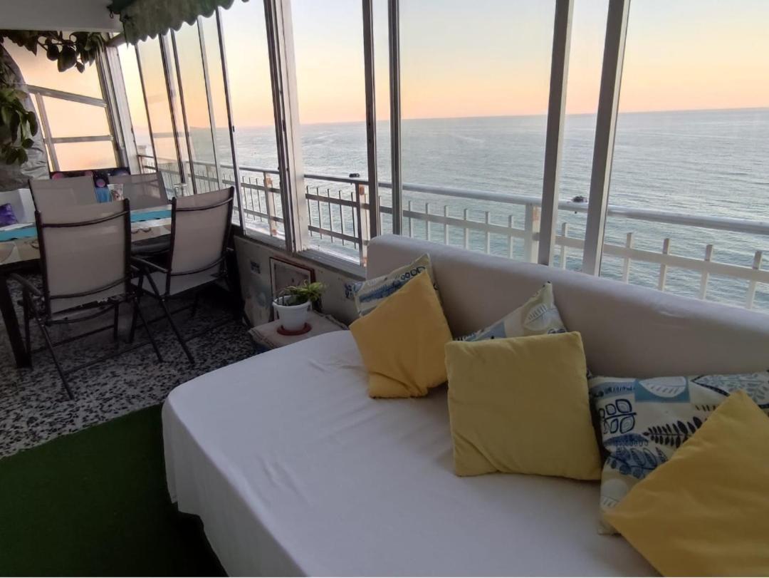 Mountain Front - En Piso De Playa !