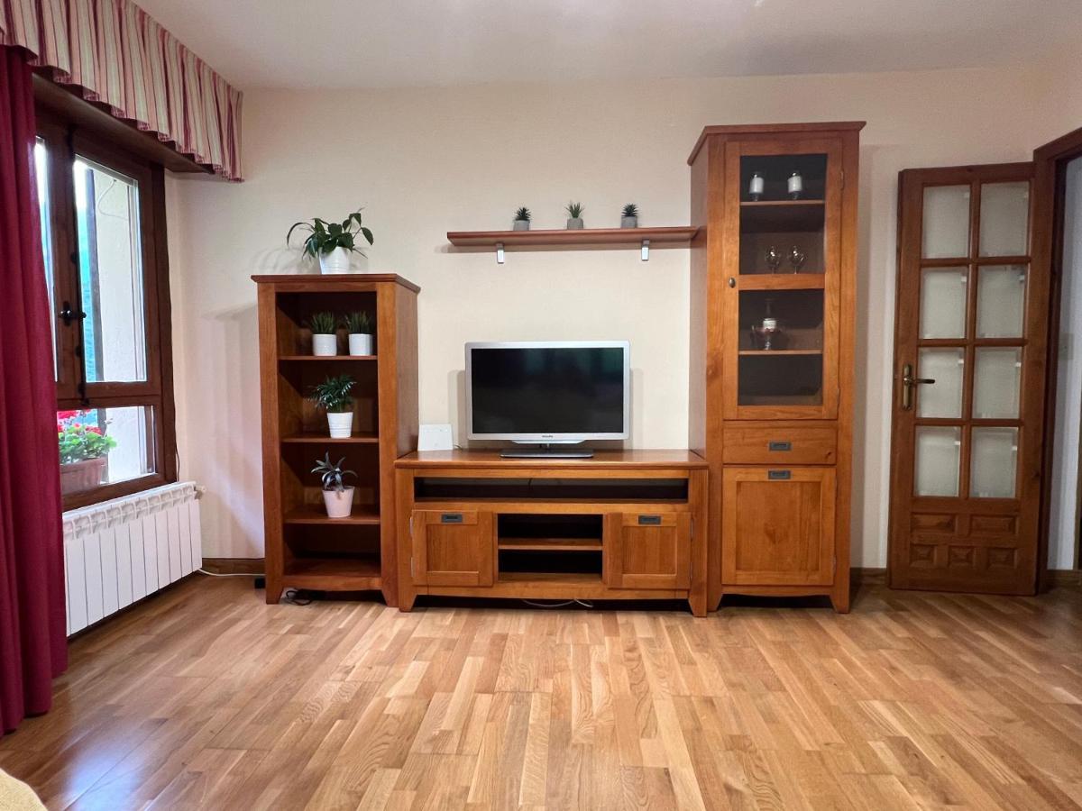 Casa *