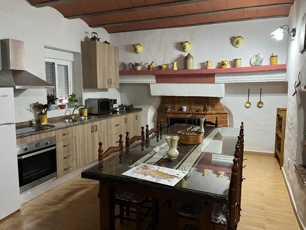 Casa Cueva La Fuente *