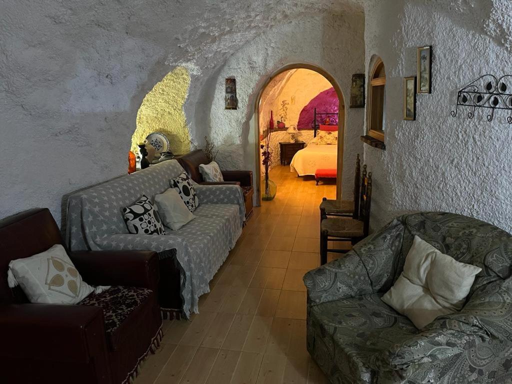 Casa Cueva La Fuente