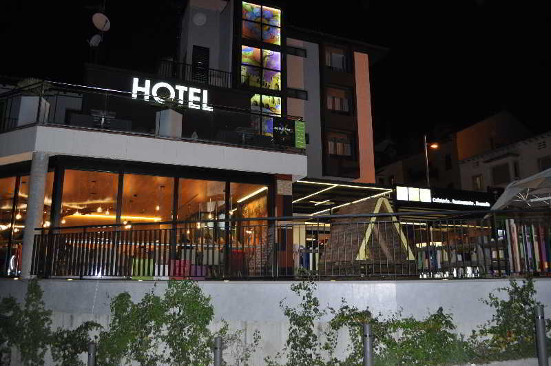 Hotel Sanchez