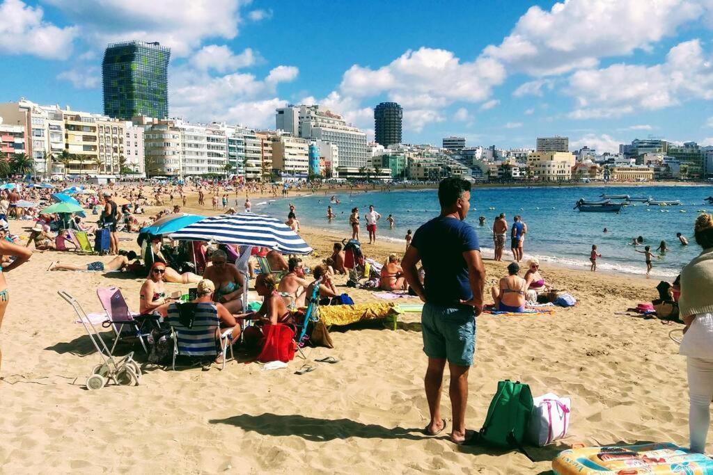 Sunny Near Canteras Las Palmas de Gran Canaria