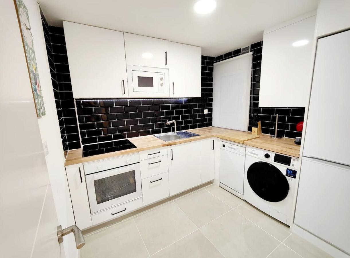 Cíes Suites Jesús Soria 35 - Flats With Services Apartamento