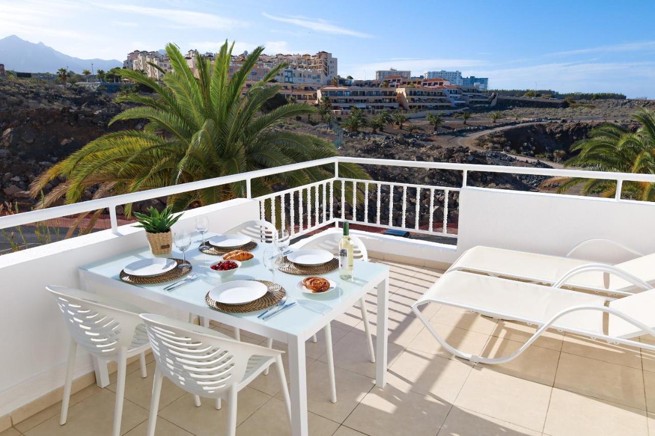 Elegant Sea View Apartment