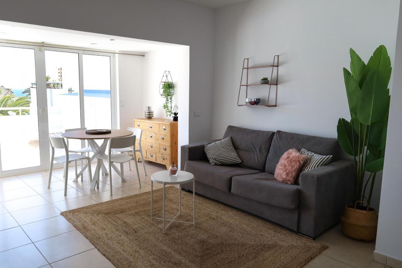 Elegant Sea View *
