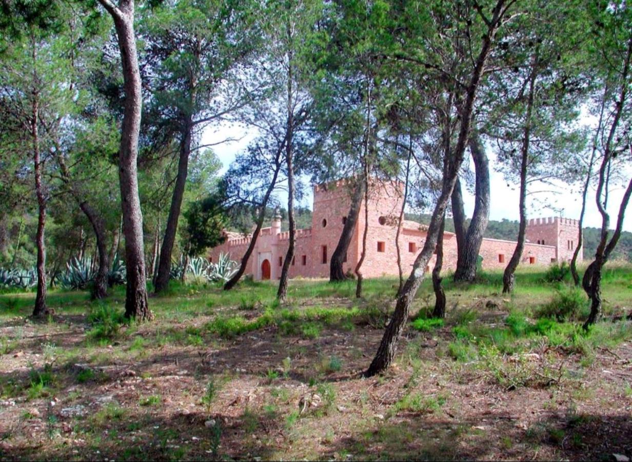 Masía De San Juan, Renovada Y Con Terraza Privada En Castillo Con Piscina Casa rural