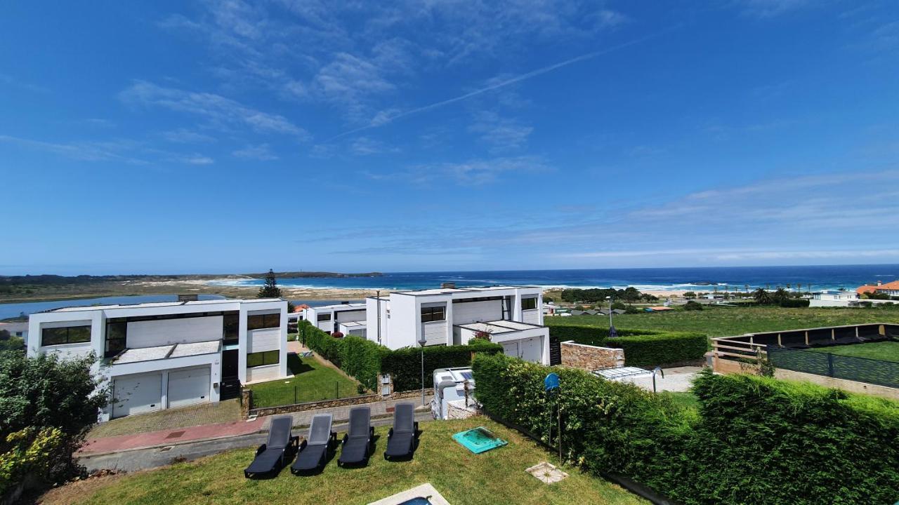 Modern 4 Double Bedroom With Pool / Garden Сasa de vacaciones