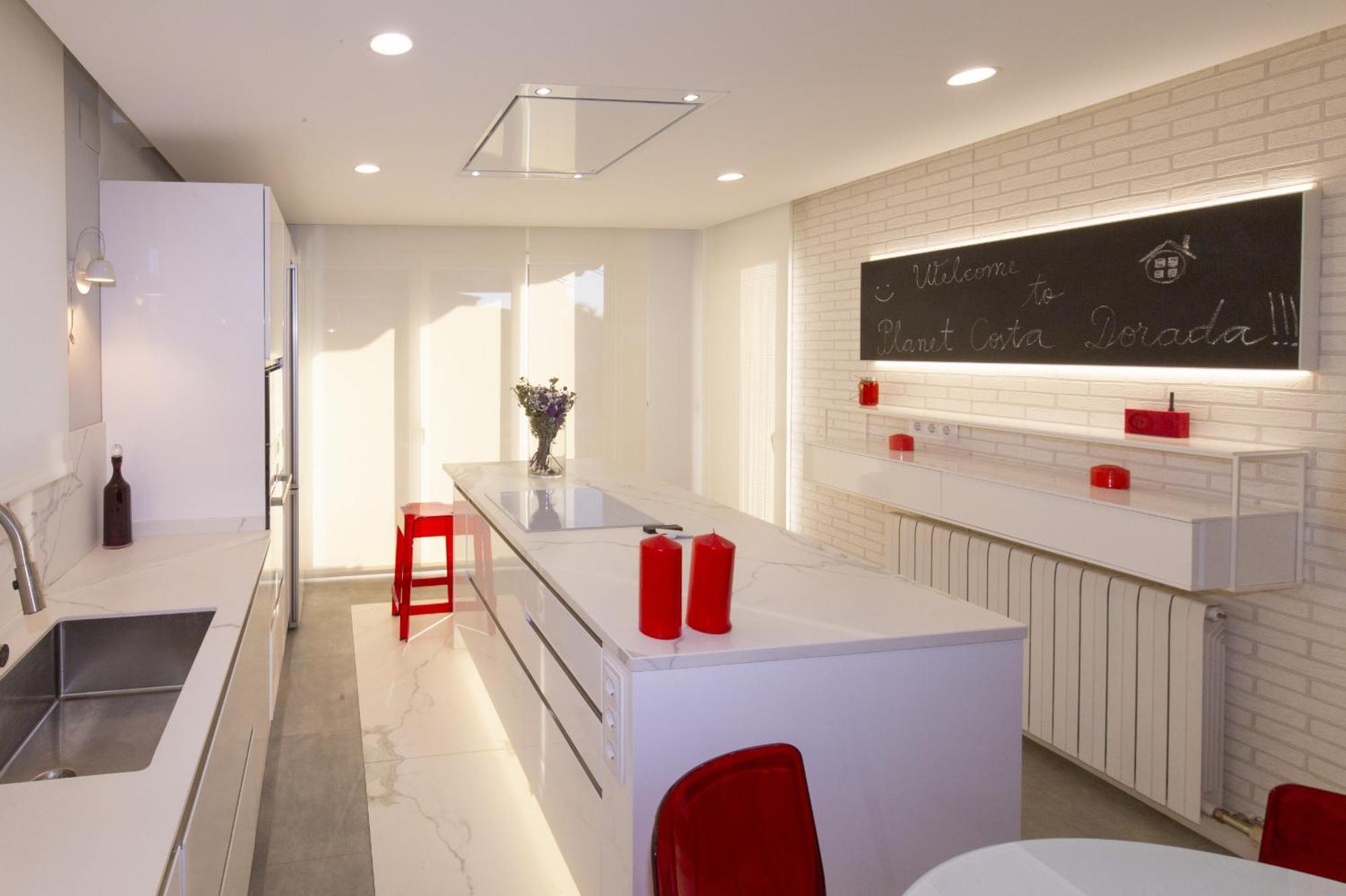 Zenluxe Planet Costa Dorada * Reus