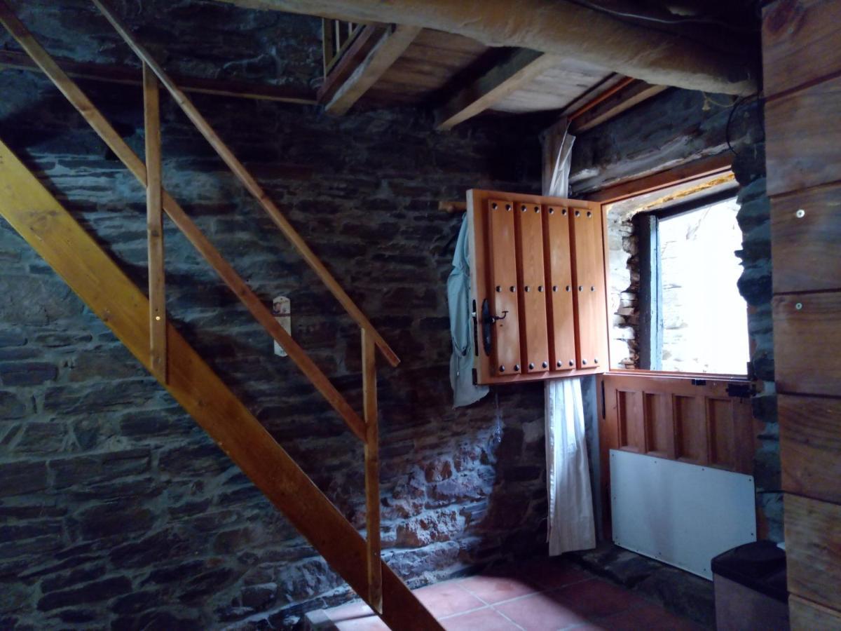 Cabana Del Zapatero El Bierzo Ponferrada Valdecanada