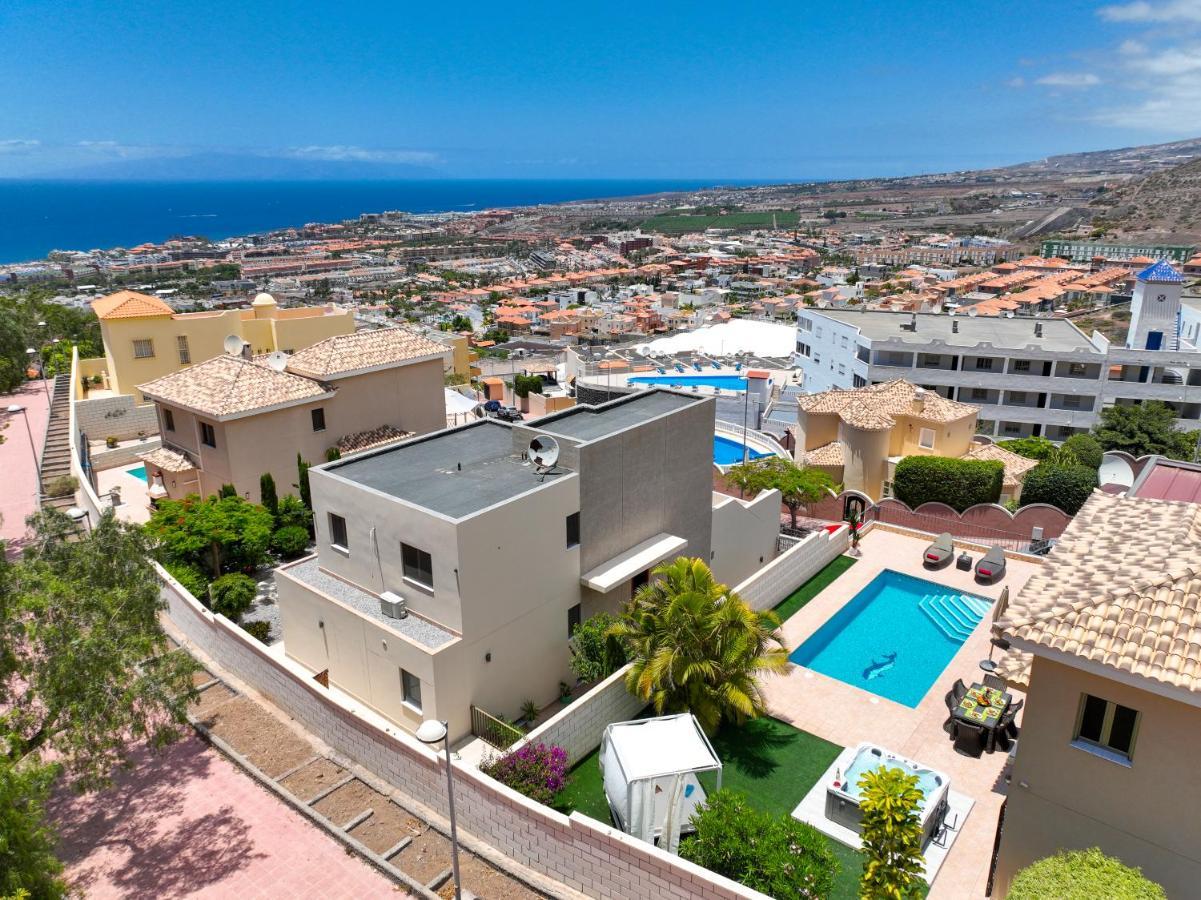 Torviscas Sunset 4 & Private Jacuzzi Costa Adeje (Tenerife)