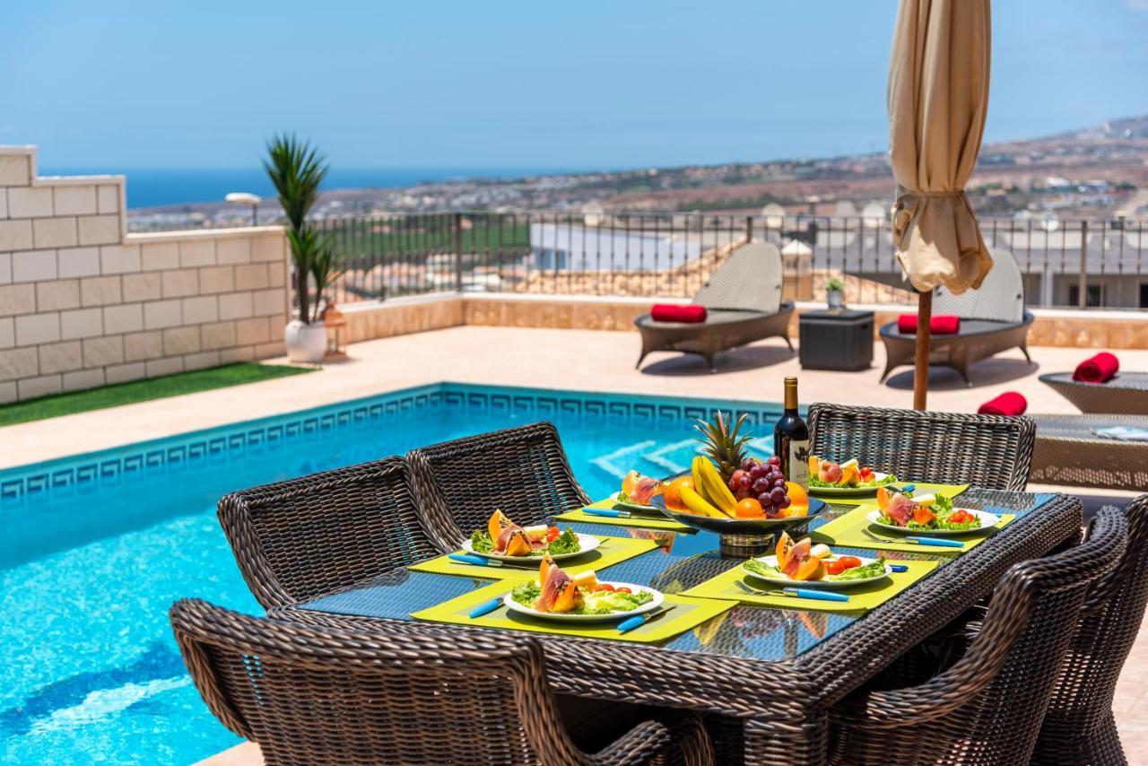 Torviscas Sunset 4 & Private Jacuzzi Villa *