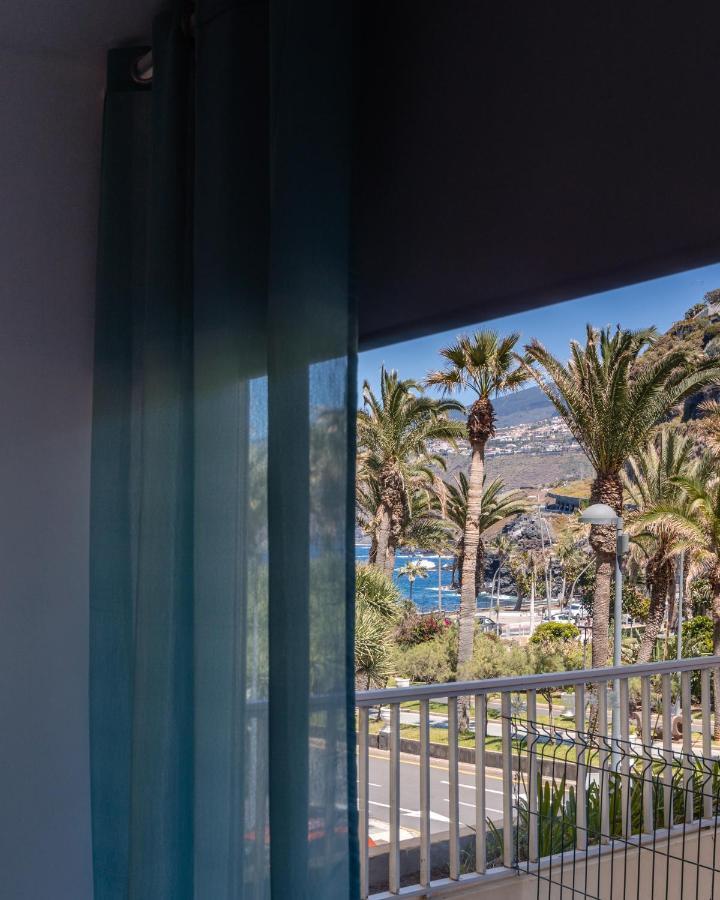 Apartamento Palmeras Playa Studio: Pools, Beach, Sun & Shore