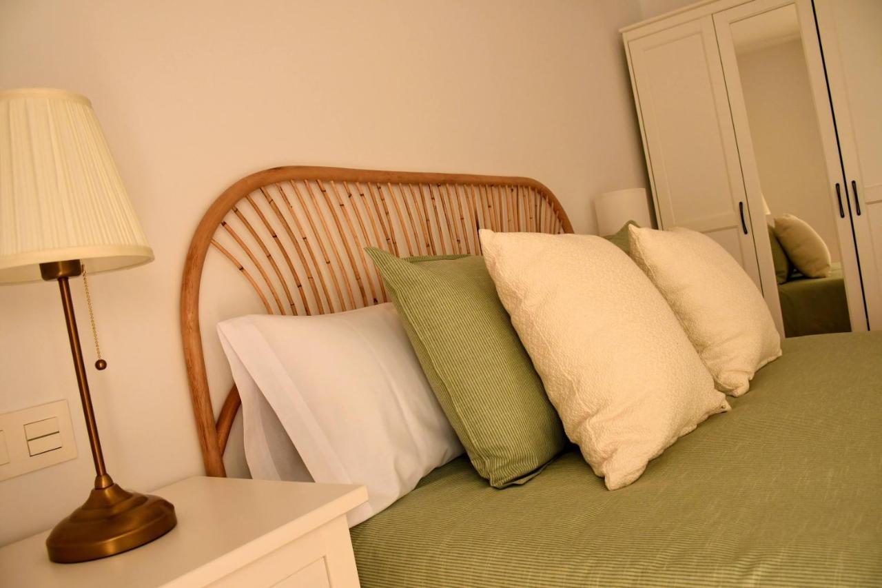 Arco Da Vella Apartment *