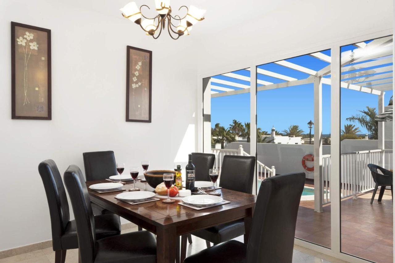 Rosa Mojones Tres By Plus Villa Puerto del Carmen (Lanzarote)