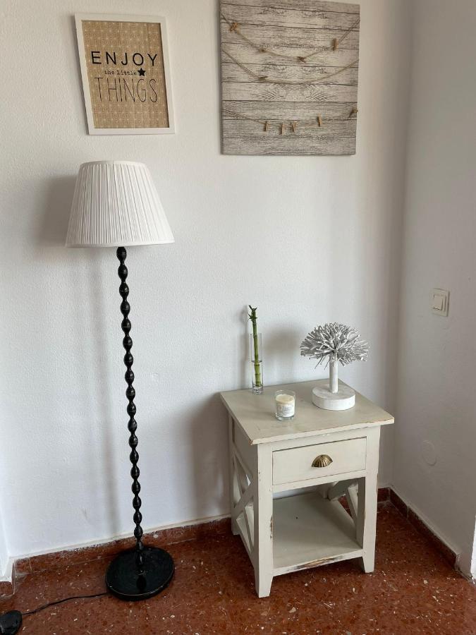 Apartamento P&p Edificio Lirio Lacala Del Moral