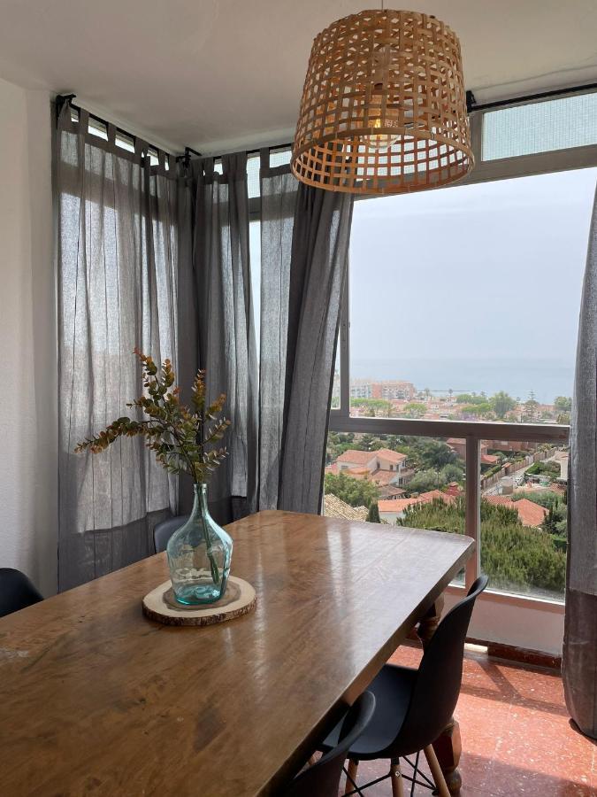 Apartamento P&p Edificio Lirio Lacala Del Moral *