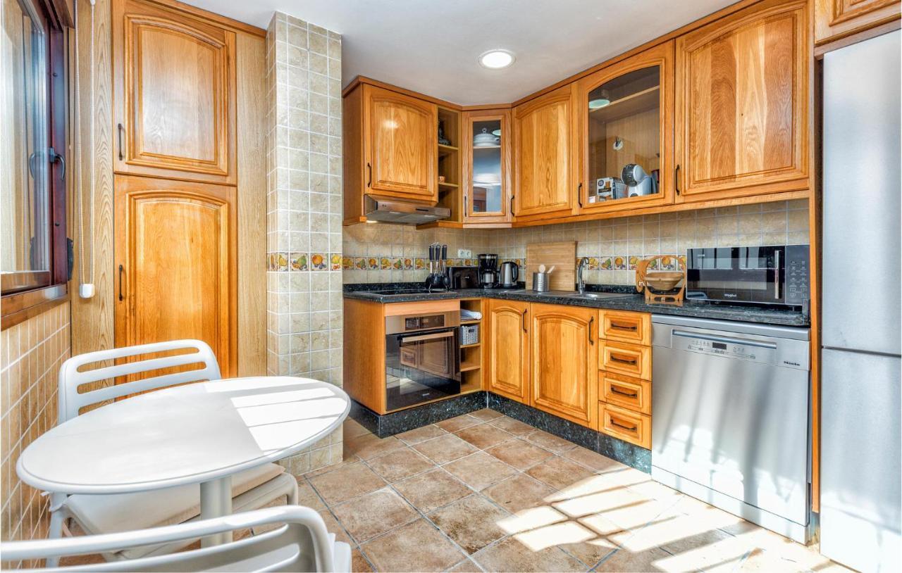 Holiday home Gorgeous In With Kitchen Marbella