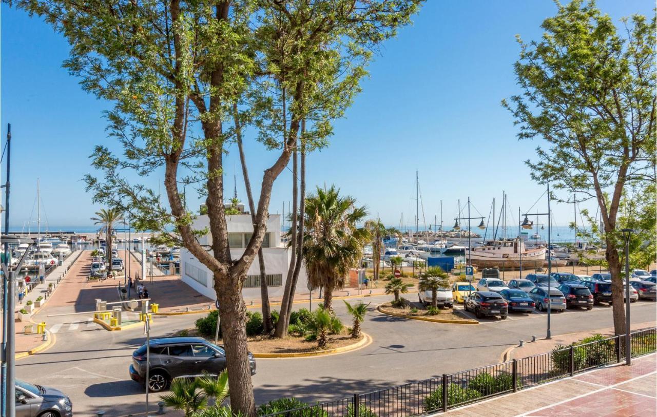Gorgeous In With Kitchen Holiday home Marbella