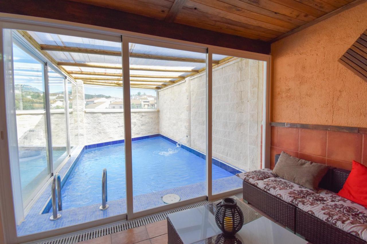 Holiday home Elisabeth Con Piscina Climatizada Chimenea Y Terraza Arriate