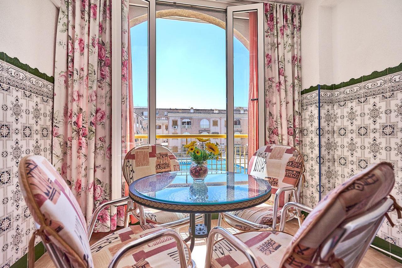 Espanhouse Valencia With Pool View In Apartment Torrevieja