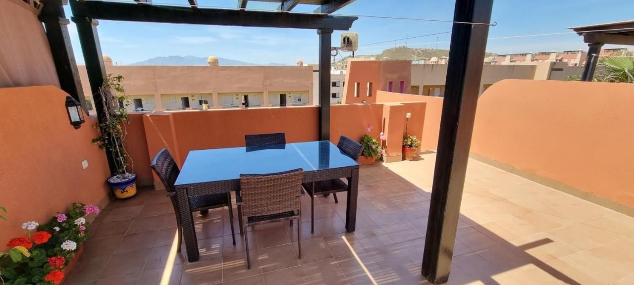 Paraíso, ático A Pie De Playa, Piscina Privada En Solárium, Wi-fi Apartamento