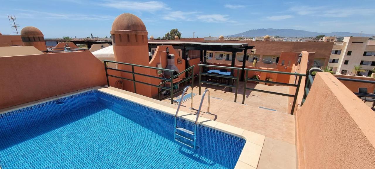 Paraíso, ático A Pie De Playa, Piscina Privada En Solárium, Wi-fi * Vera