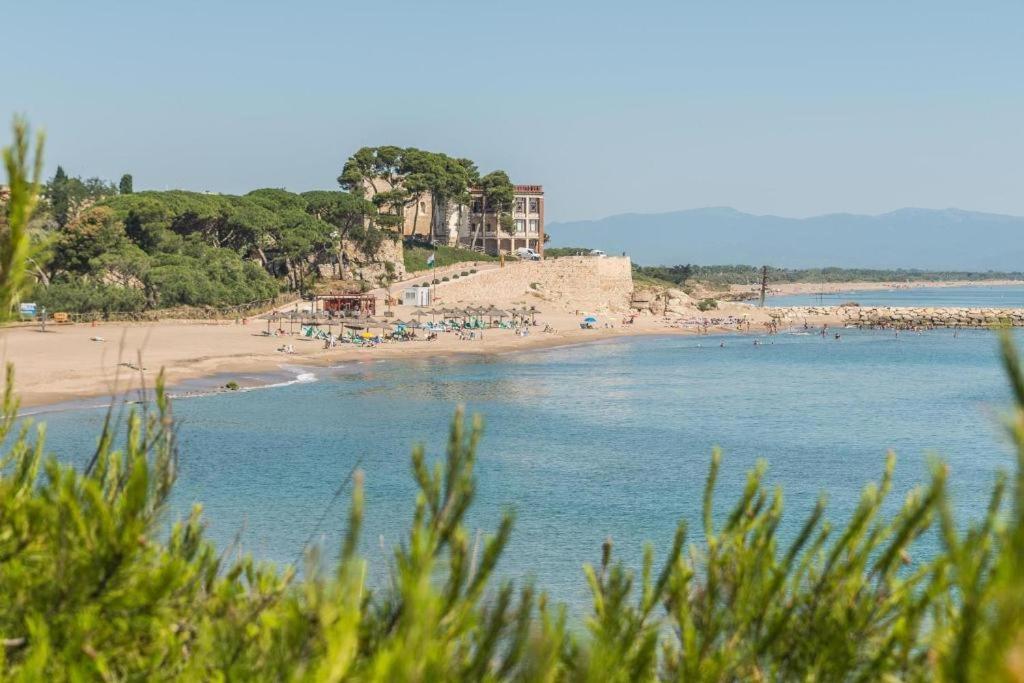 Apartment Cala Montgo
